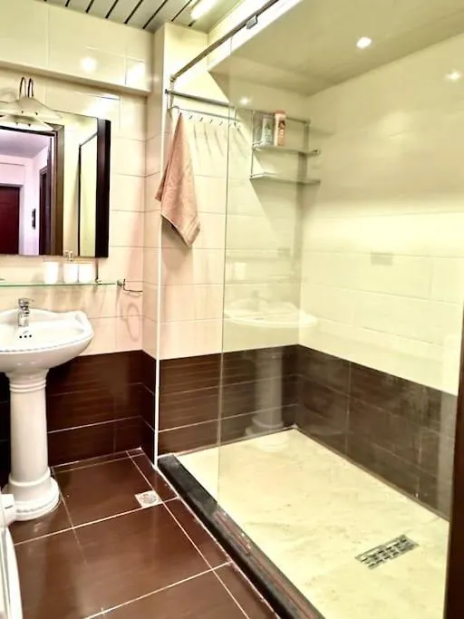 Great Apartment In Musicians Building Baku