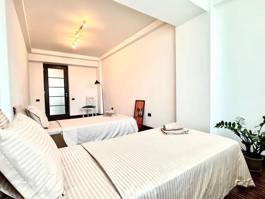 Great Apartment In Musicians Building Baku Azerbaijan