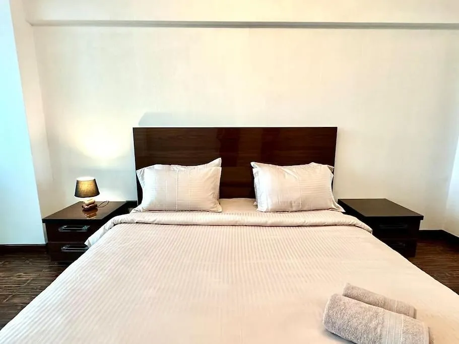 Great Apartment In Musicians Building Baku